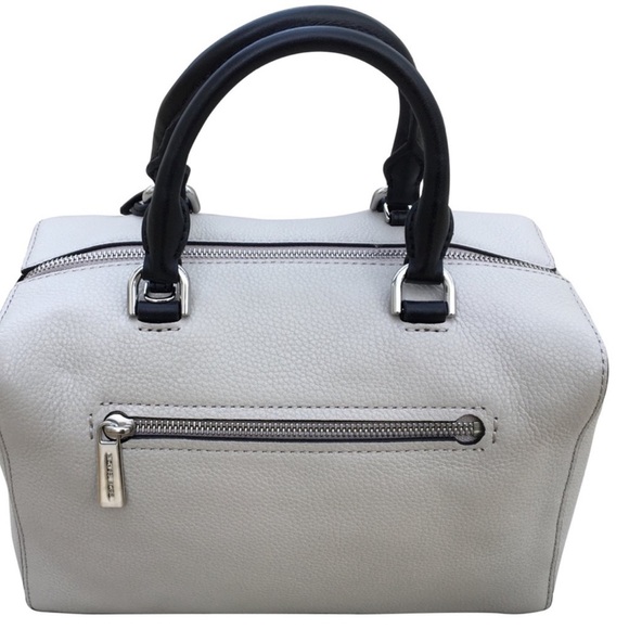 Michael Kors Kirby Satchel Very Clean like New🖤 - Picture 2 of 6